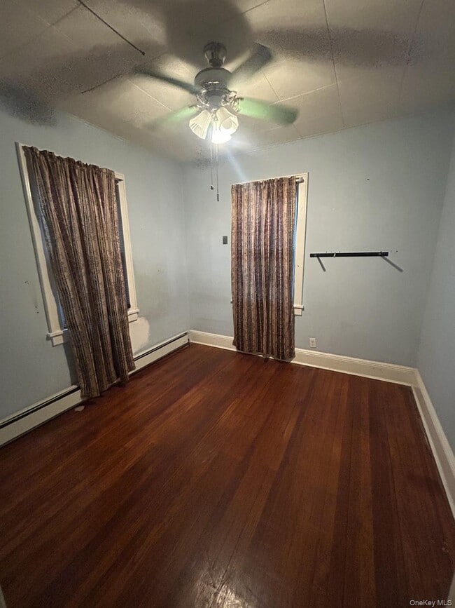Building Photo - 76 Robinwood Ave