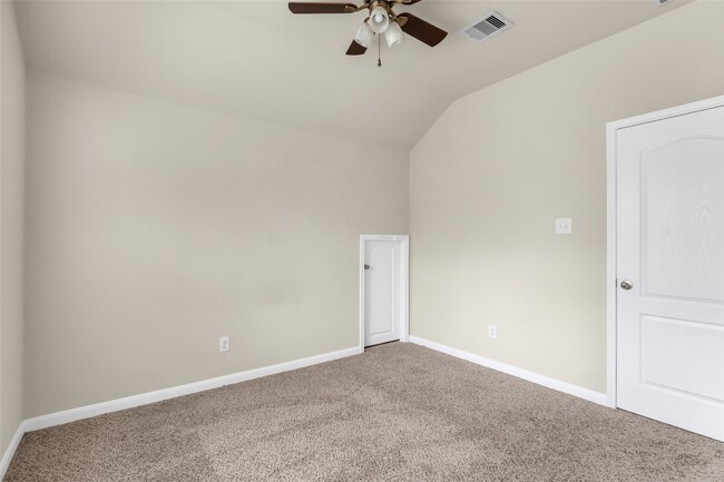 Building Photo - 17227 Mitchell Pass Ln
