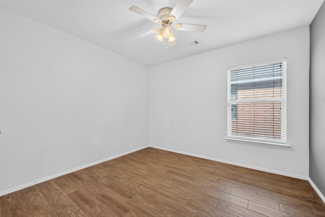 Building Photo - 7618 Village Mill Ln