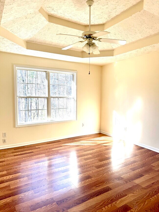 Building Photo - 106 Wesley Way