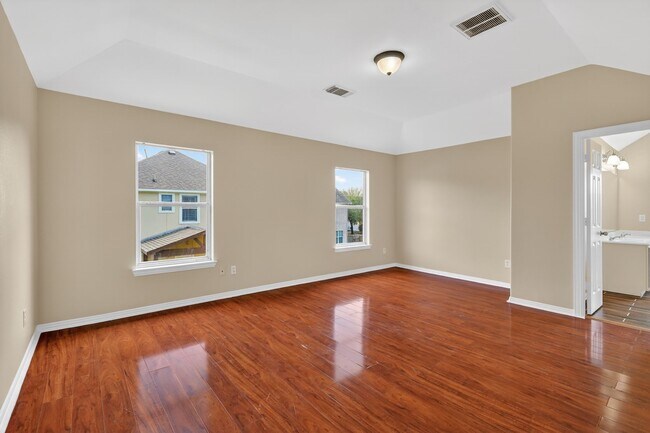 Building Photo - 3215 Sapphire Star Dr