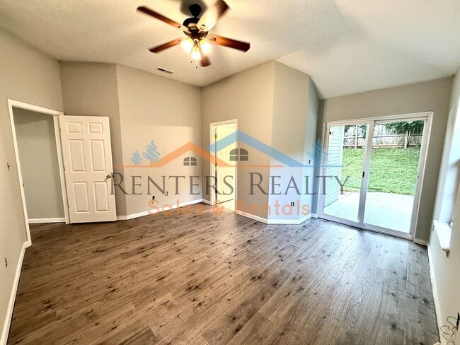 Building Photo - 122 Sunset Ridge