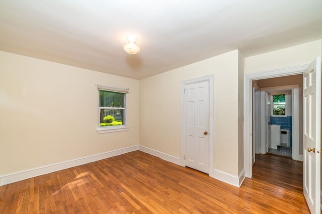 Building Photo - 3117 Sterling Point Dr