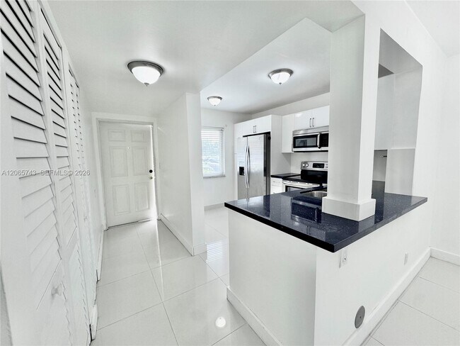 Building Photo - 7840 NW 50th St