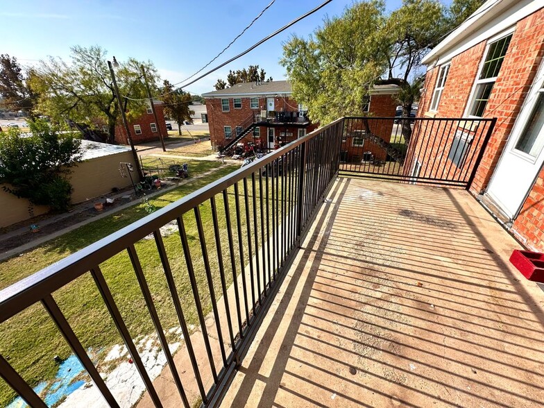 Building Photo - 212 S Fillmore St