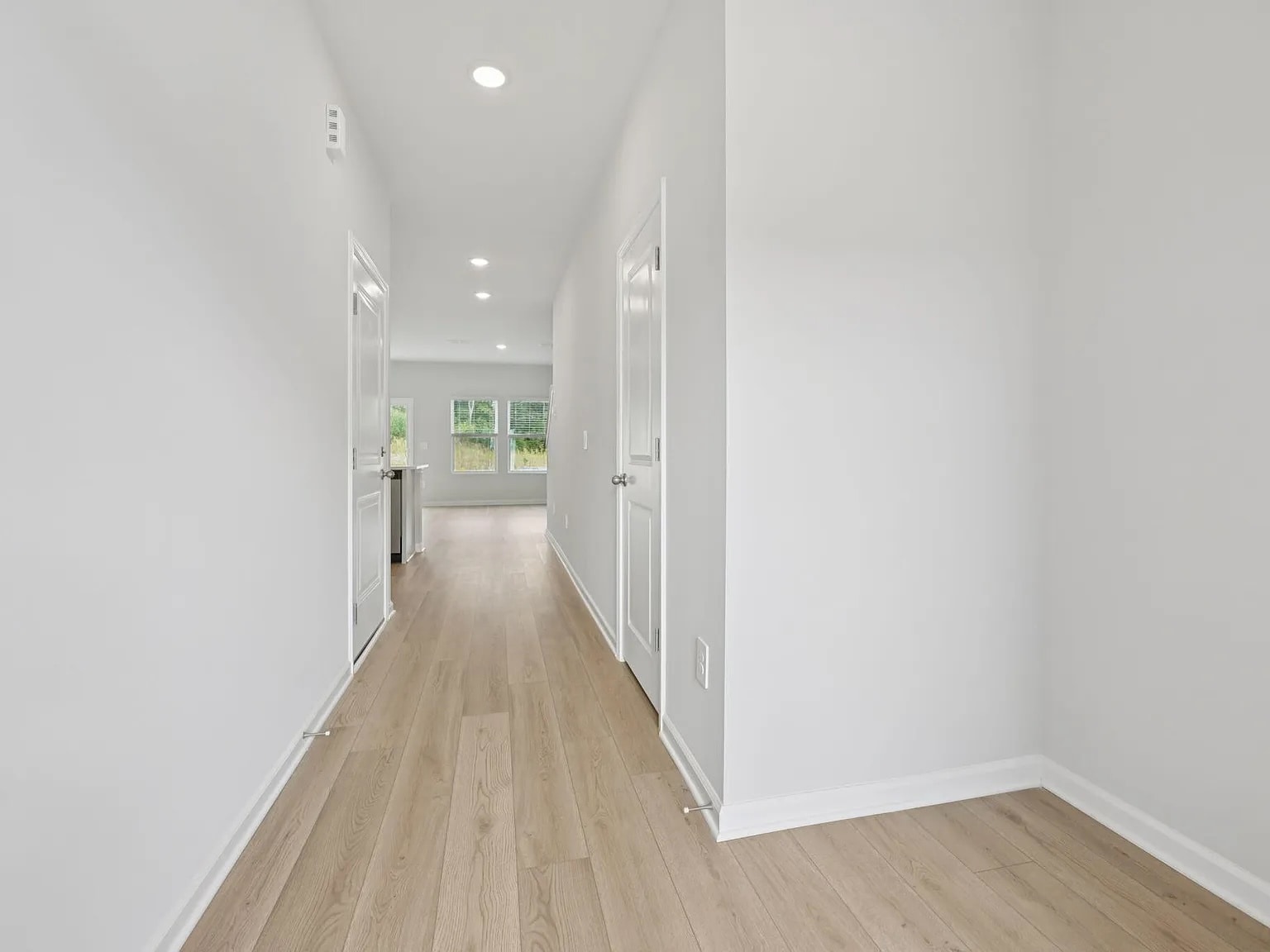 Building Photo - 1029 Winding Spg Dr