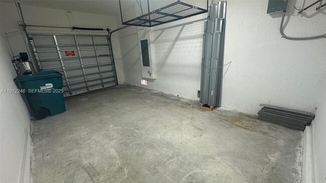 Building Photo - 25282 SW 108th Ave