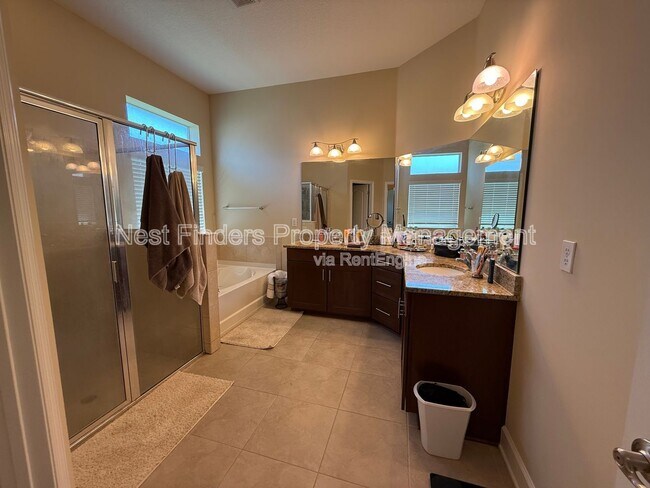 Building Photo - 4786 Yacht Ct