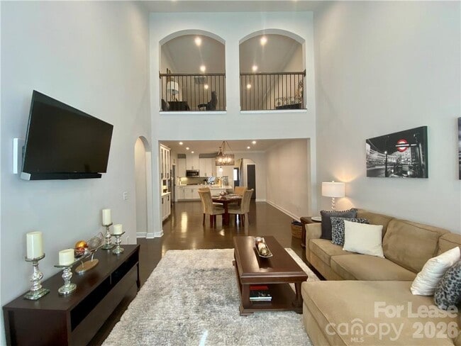 Building Photo - 6509 Winterfell Ct