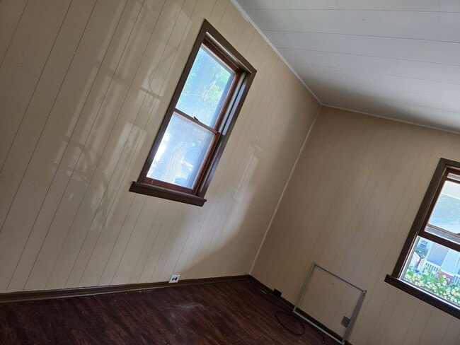 Building Photo - 3bed/1Bath