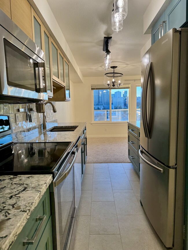 Stainless steel appliances - 701 122nd Ave NE