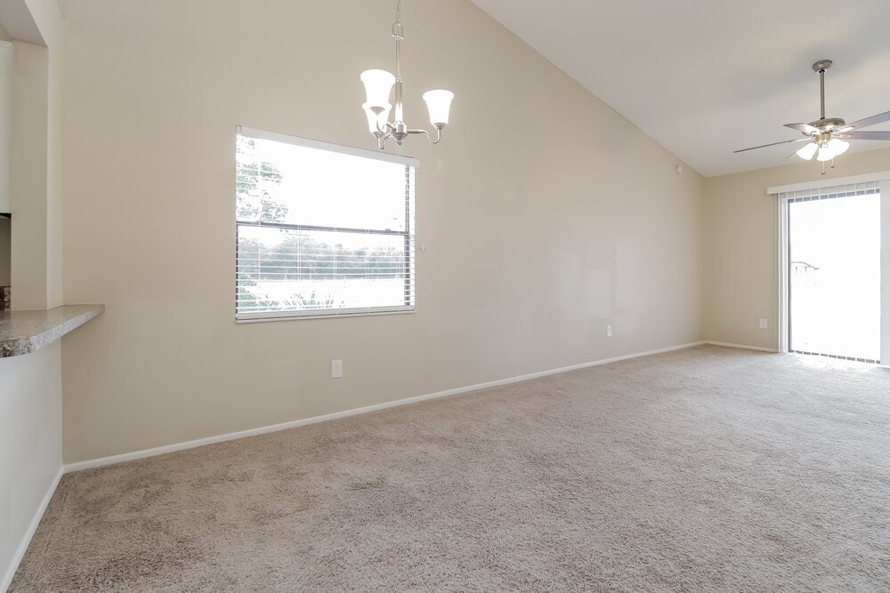 Building Photo - 8611 Drayton Ct