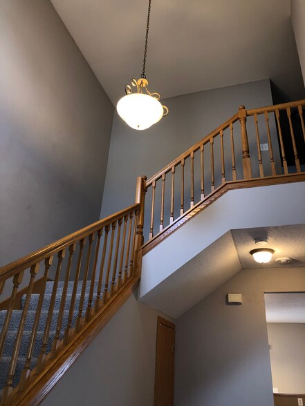 Building Photo - 2106 Linden Trl