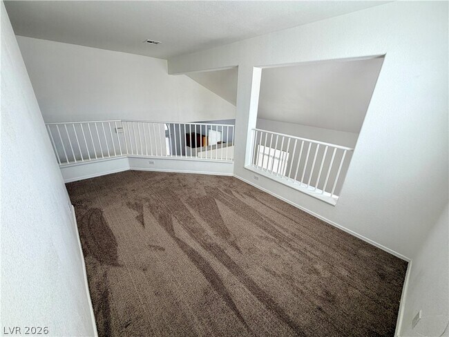 Building Photo - 846 Zinnia Cir