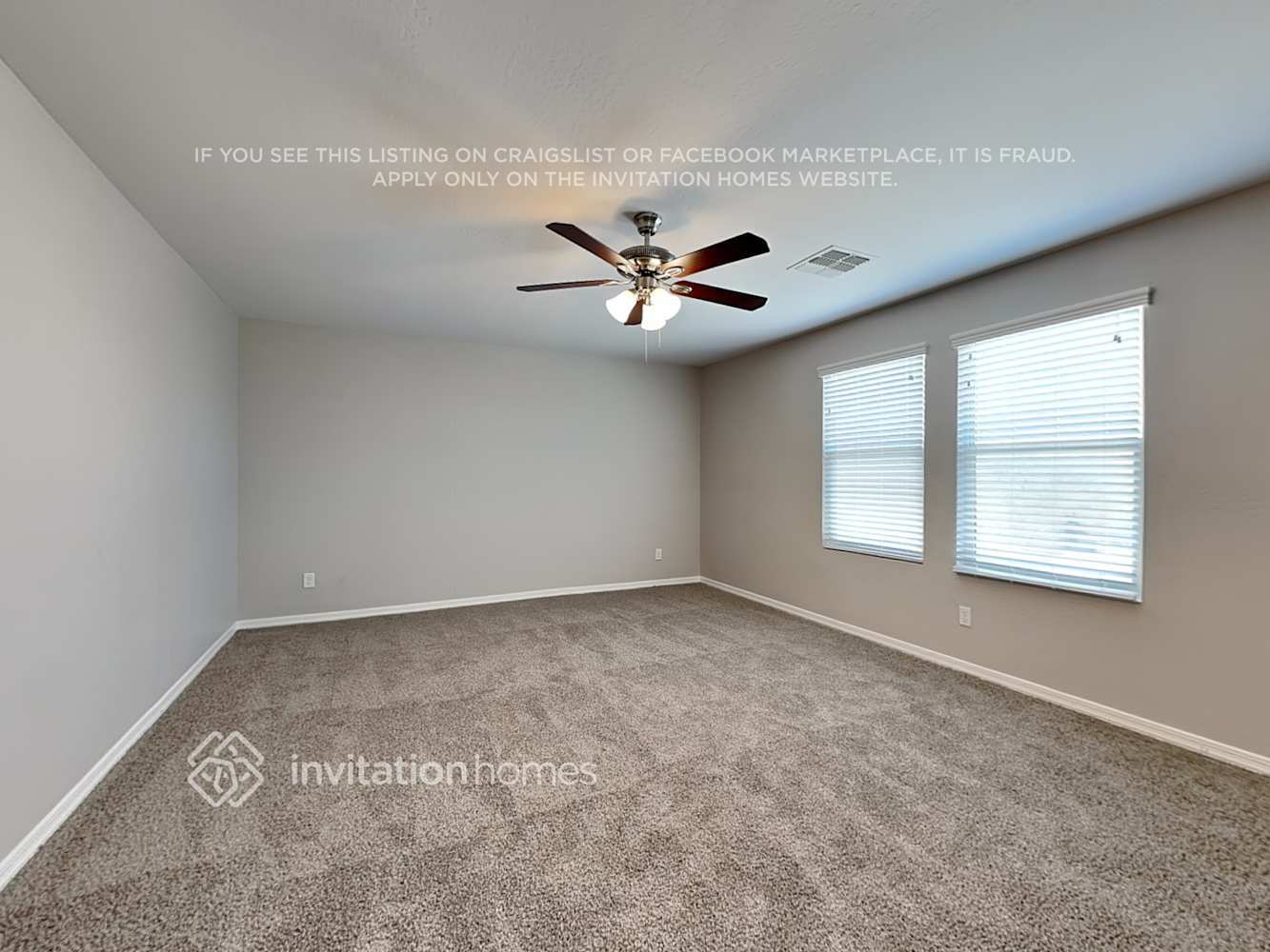 Building Photo - 395 W White Sands Dr