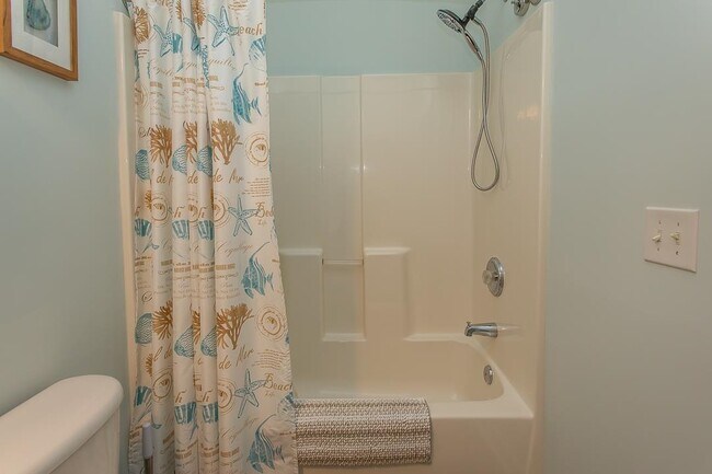 Building Photo - 5801 Oyster Catcher Dr
