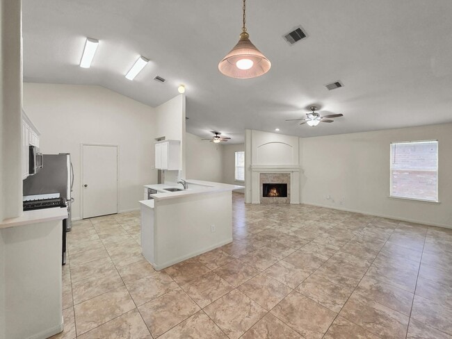 Building Photo - 14626 Gervaise Dr