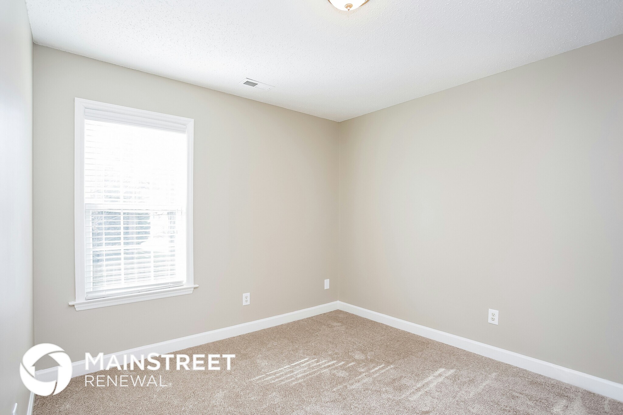 Building Photo - 5040 Springhouse Farm Rd