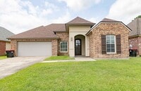 Building Photo - 3 bedroom 2 bath for rent