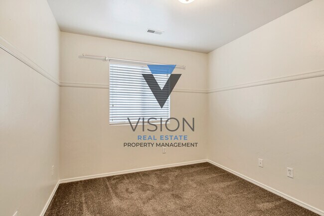 Building Photo - 10881 Pine Shadow Rd