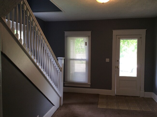 Primary Photo - 3 BR near 38th & MLK