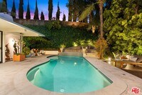 Building Photo - 2328 San Ysidro Dr