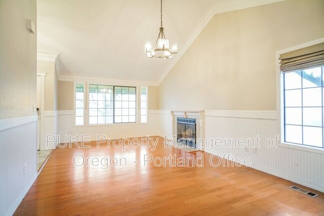 Building Photo - 10449 SW Keri Ct