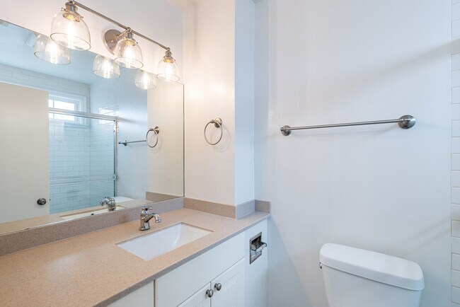 Building Photo - 8645 Hervey St