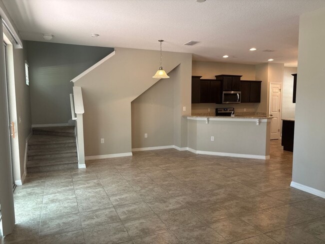 Building Photo - Beautiful 2-Story Townhome in Battaglia Subdivision, St. Cloud, FL