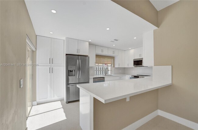 Building Photo - 1361 Springside Dr