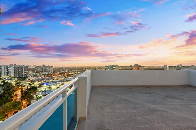 Building Photo - 3430 Galt Ocean Dr