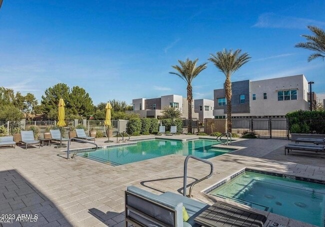 Building Photo - 9001 E San Victor Dr