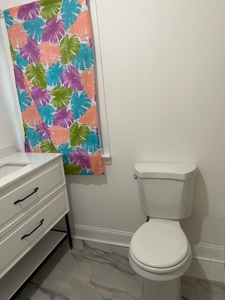 Building Photo - 517 Rev S Howard Woodson Jr Way