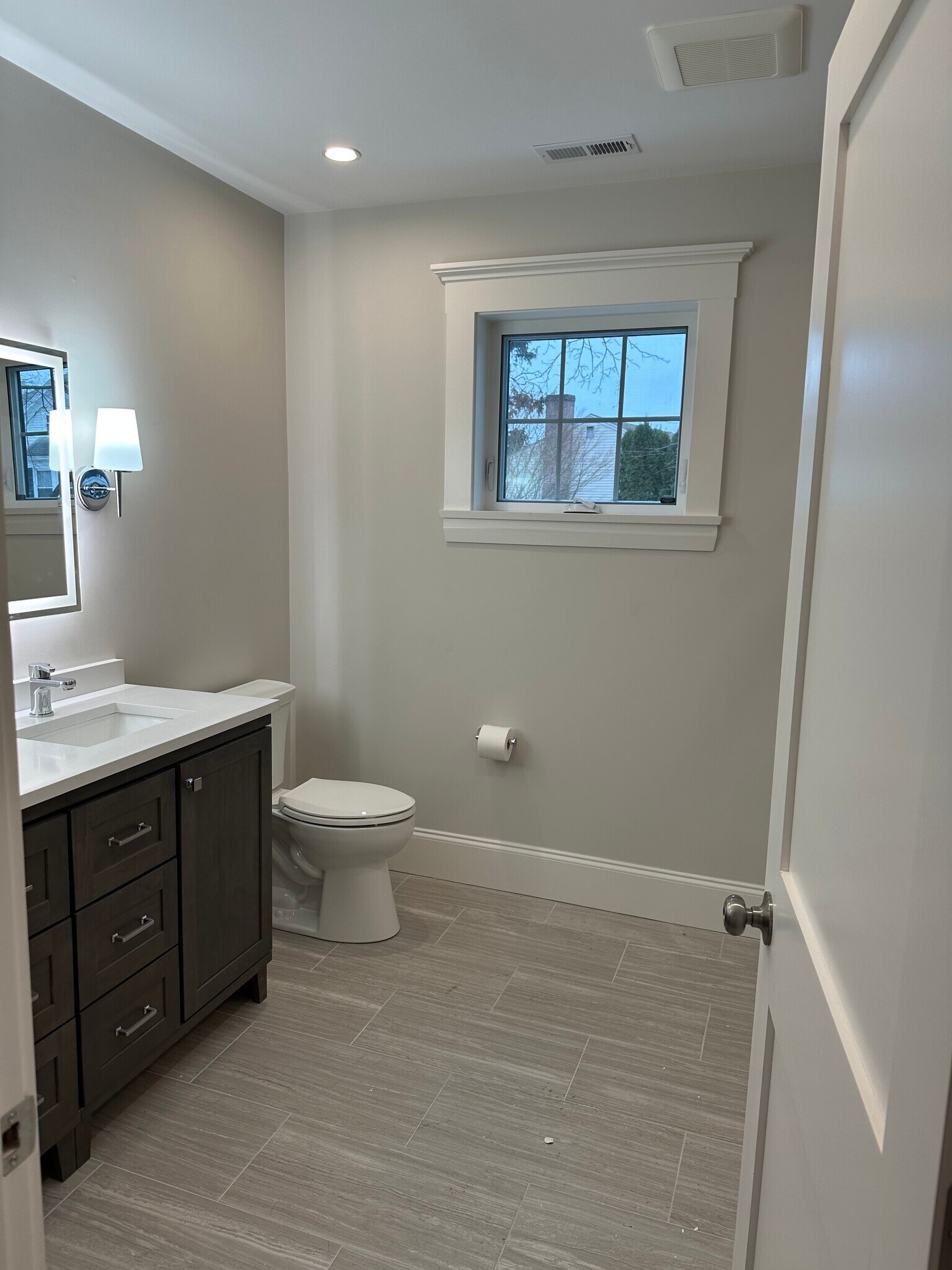 Building Photo - 36 Conant St