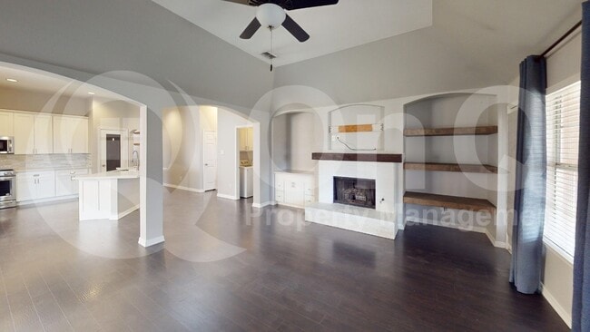 Building Photo - 6201 Grantham Dr