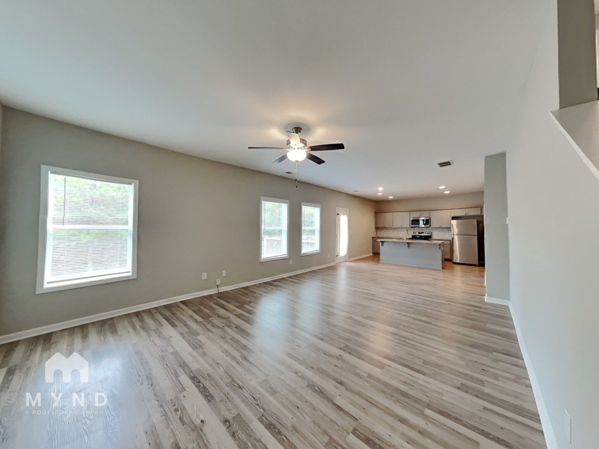 Building Photo - 386 Springwater Wy