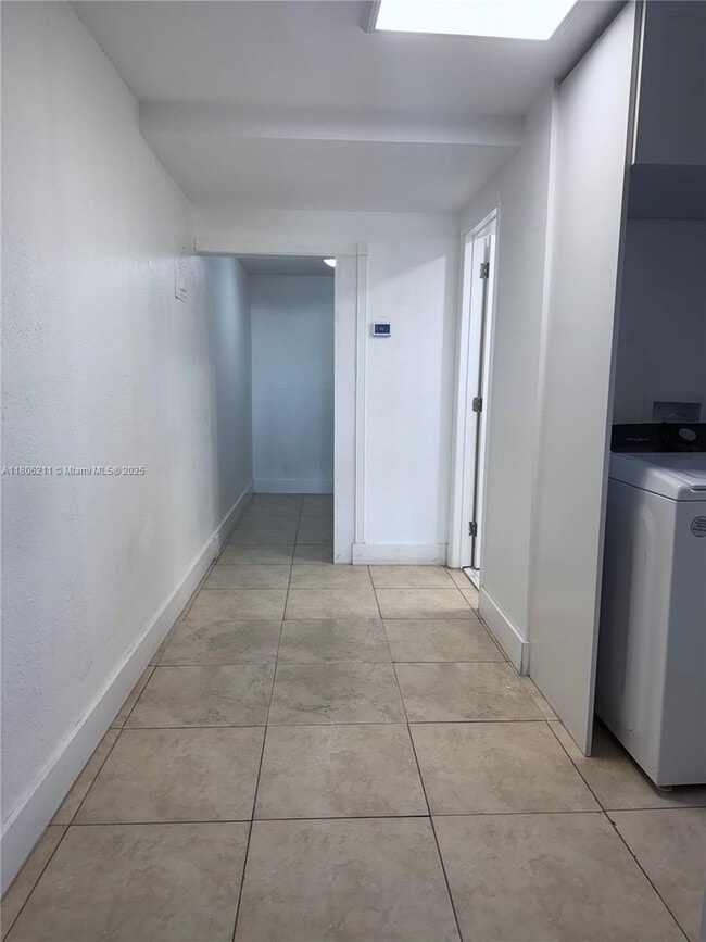 Building Photo - 16700 NW 72nd Ct