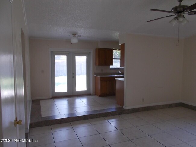 Building Photo - 7942 Blank Dr N