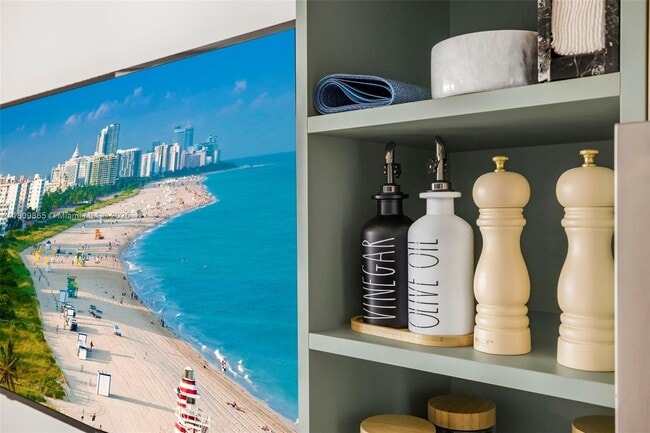 Building Photo - 159 NE 6th St