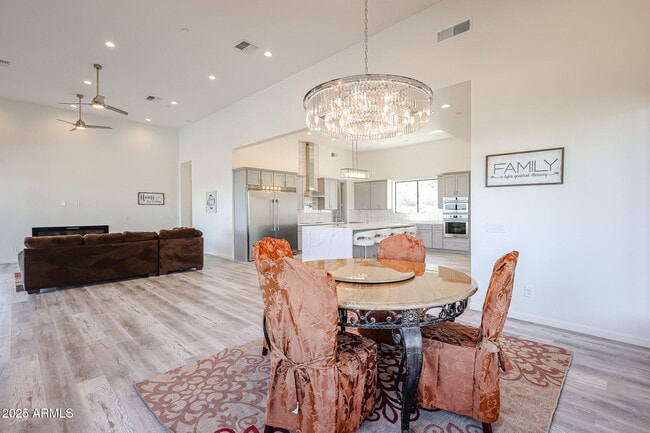Building Photo - 14914 E Zapata Dr