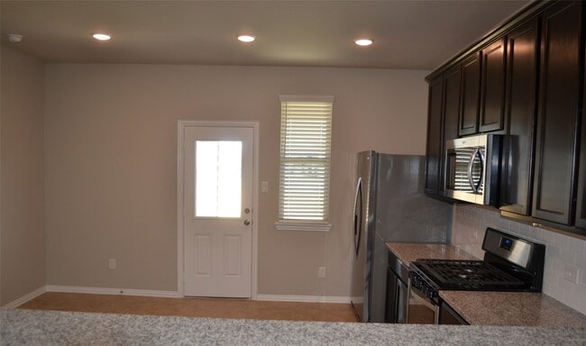 Building Photo - 8435 Chesney Trl