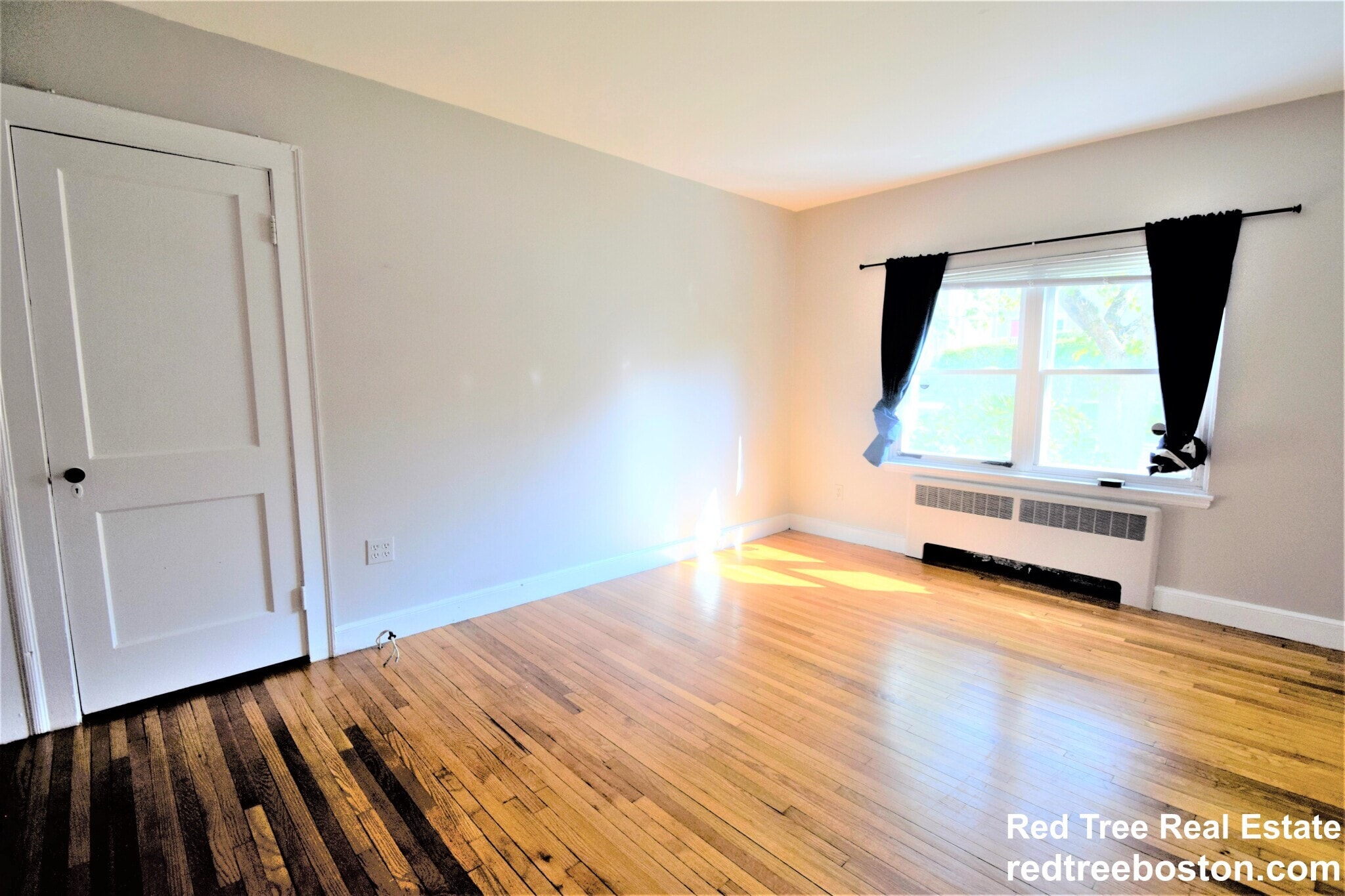 Building Photo - 9-11 Undine Rd. Unit 1