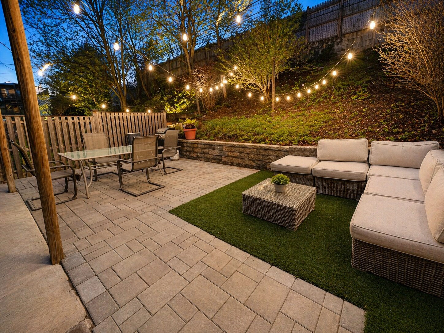 Building Photo - 61 Wordsworth St