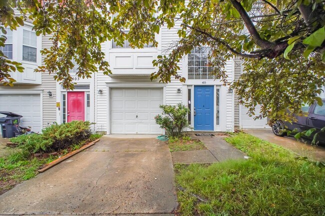 Building Photo - 405 Donelson Loop