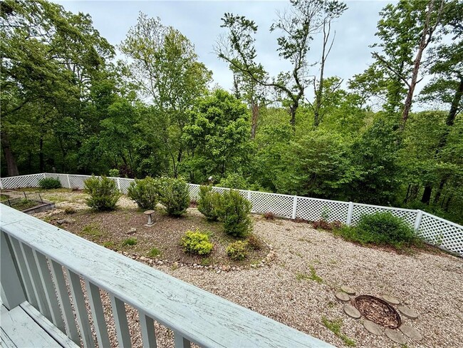 Building Photo - 25 Dunbarton Ln