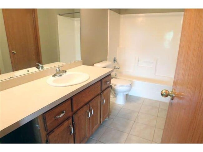 Building Photo - 23179 Arrowhead St NW