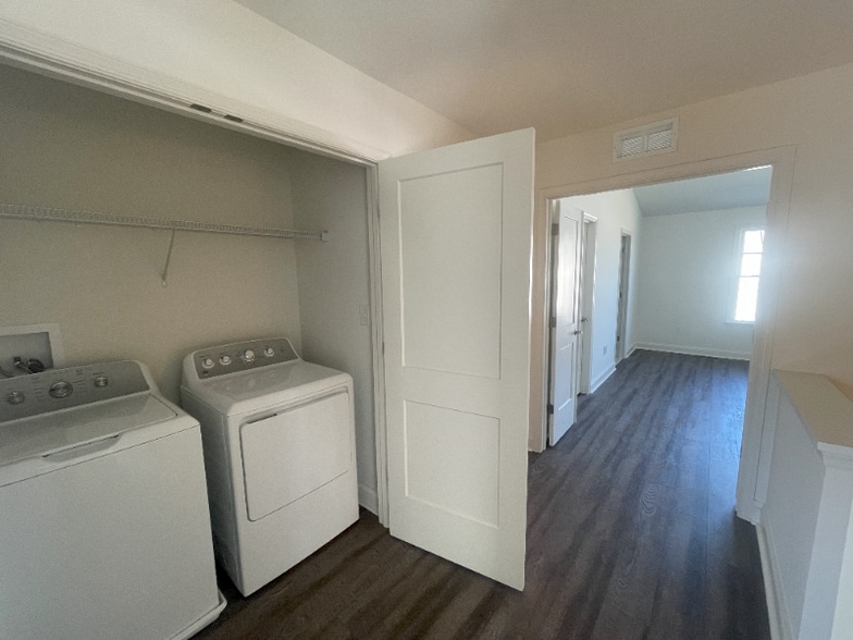 Building Photo - 235 Jessica Lyn Ave