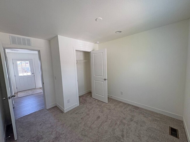 Building Photo - 1700 S State St