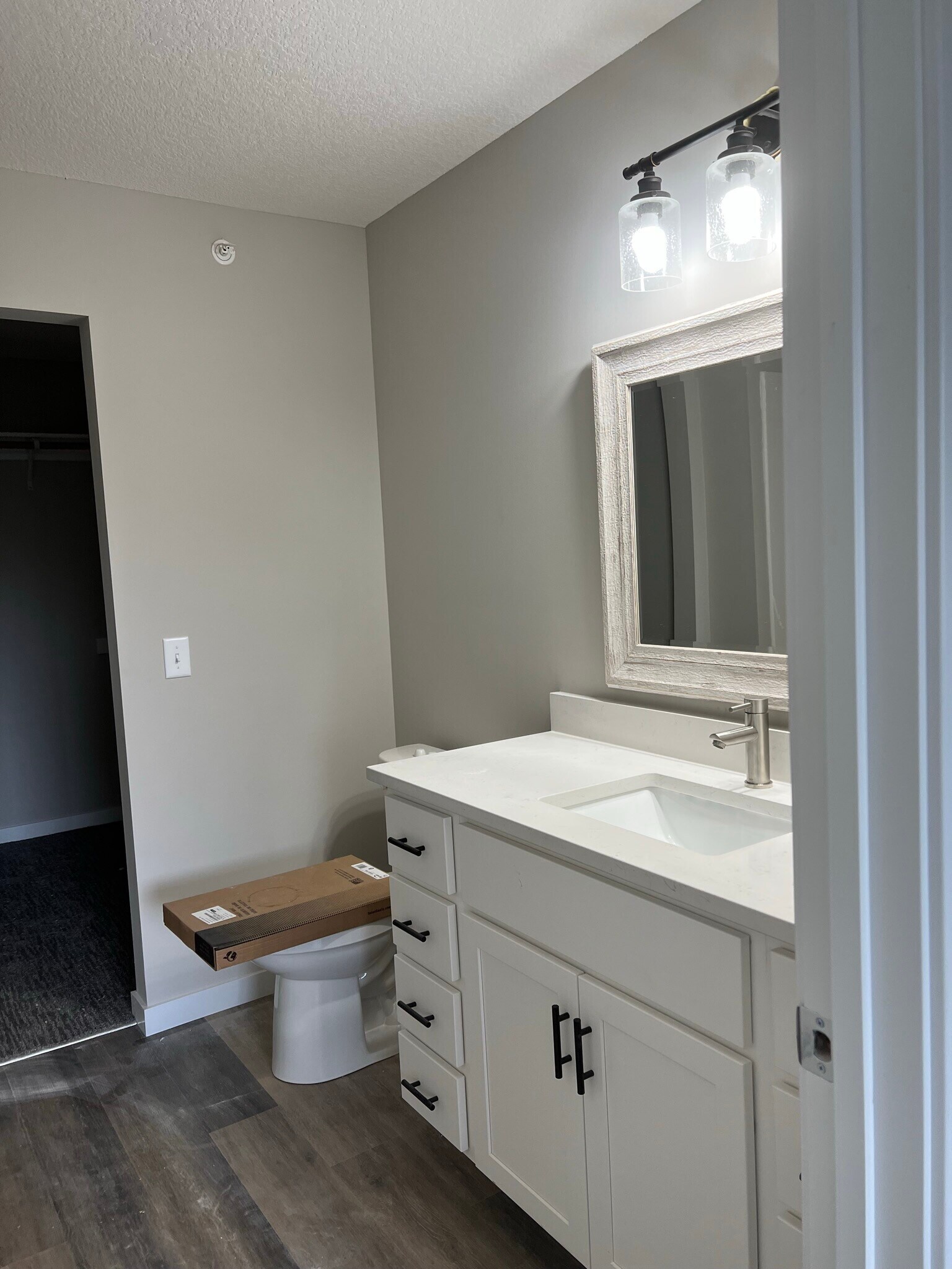 Master Bathroom - 7766 Lachman Ave NE
