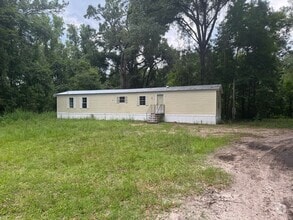 Building Photo - Updated 2 Bedroom 2 Bath Singlewide in Cra...